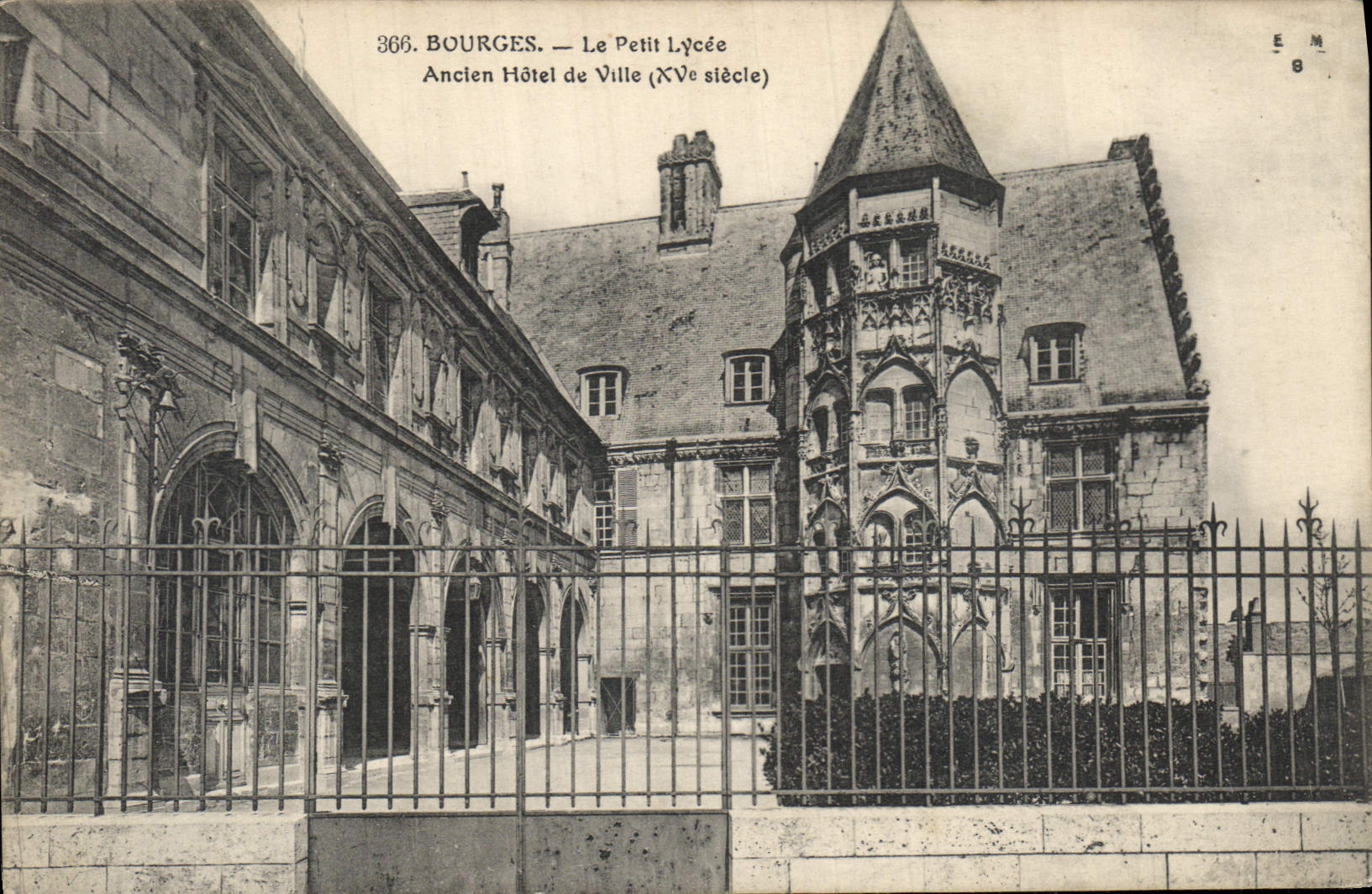 CPA Bourges Le Petit Lycee ancien Hotel de Ville 