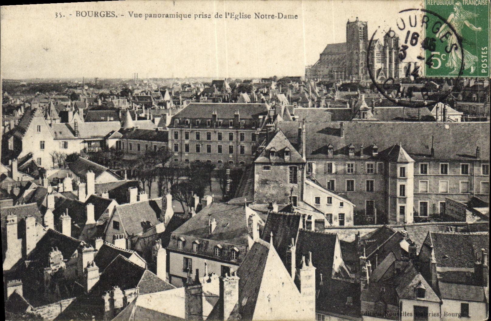 CPA Bourges Vue Panoramique prise de l'Eglise Notre Dame 