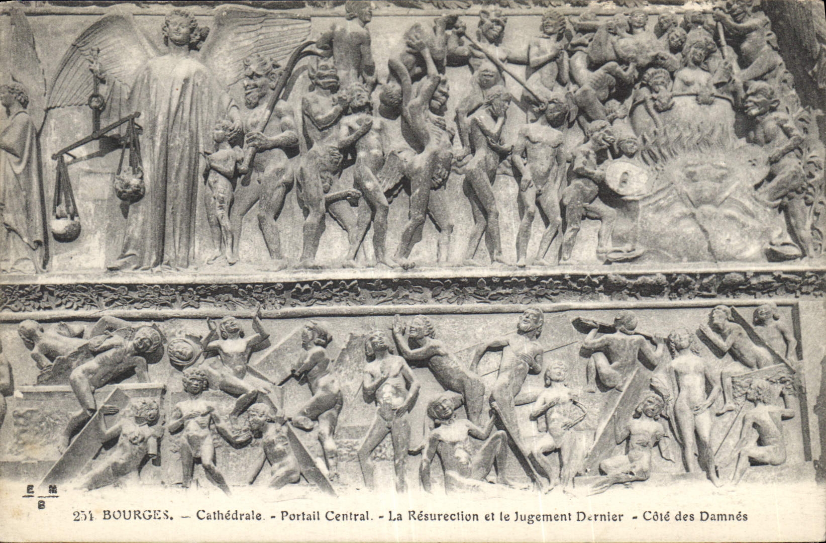 CPA Bourges Cathedrale Portail Central La Resurection et le Jugement Dernier Cote des Damnes 