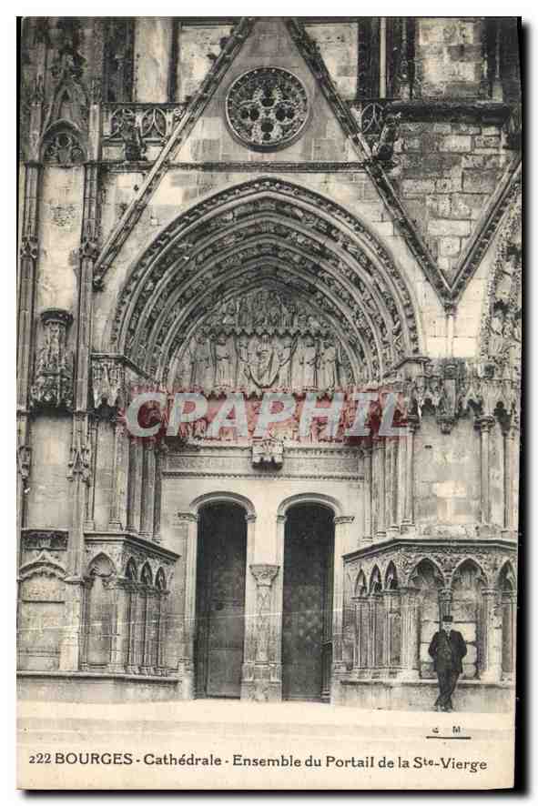 CPA Bourges Cathedrale Ensemble du Portail de la Ste Vierge 