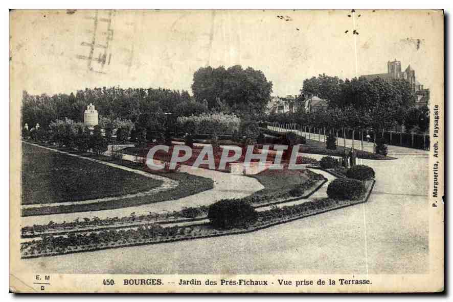CPA Bourges Jardin des Pres Fichaux Vue prise de la Terrasse 