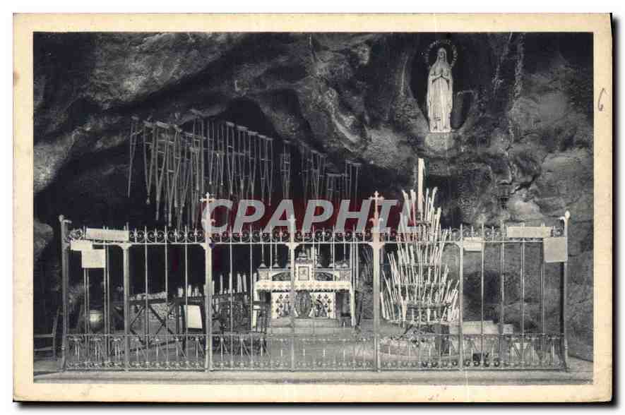 CPA Lourdes La Grotte Miraculeuse 