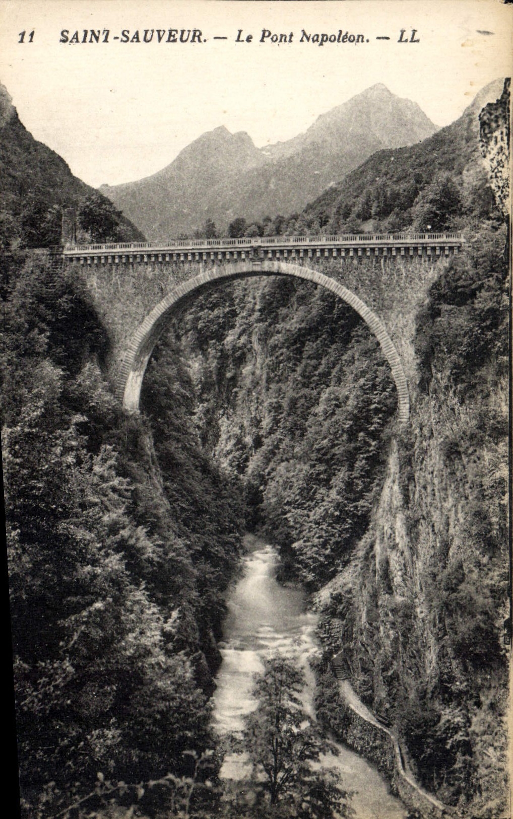 Saint-Sauveur — Le Pont Napoléon — LL