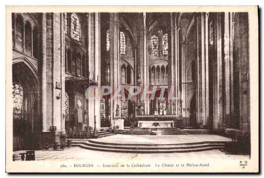 CPA Bourges Interieur de la Cathedrale Le Choeur et le Maitre Autel 