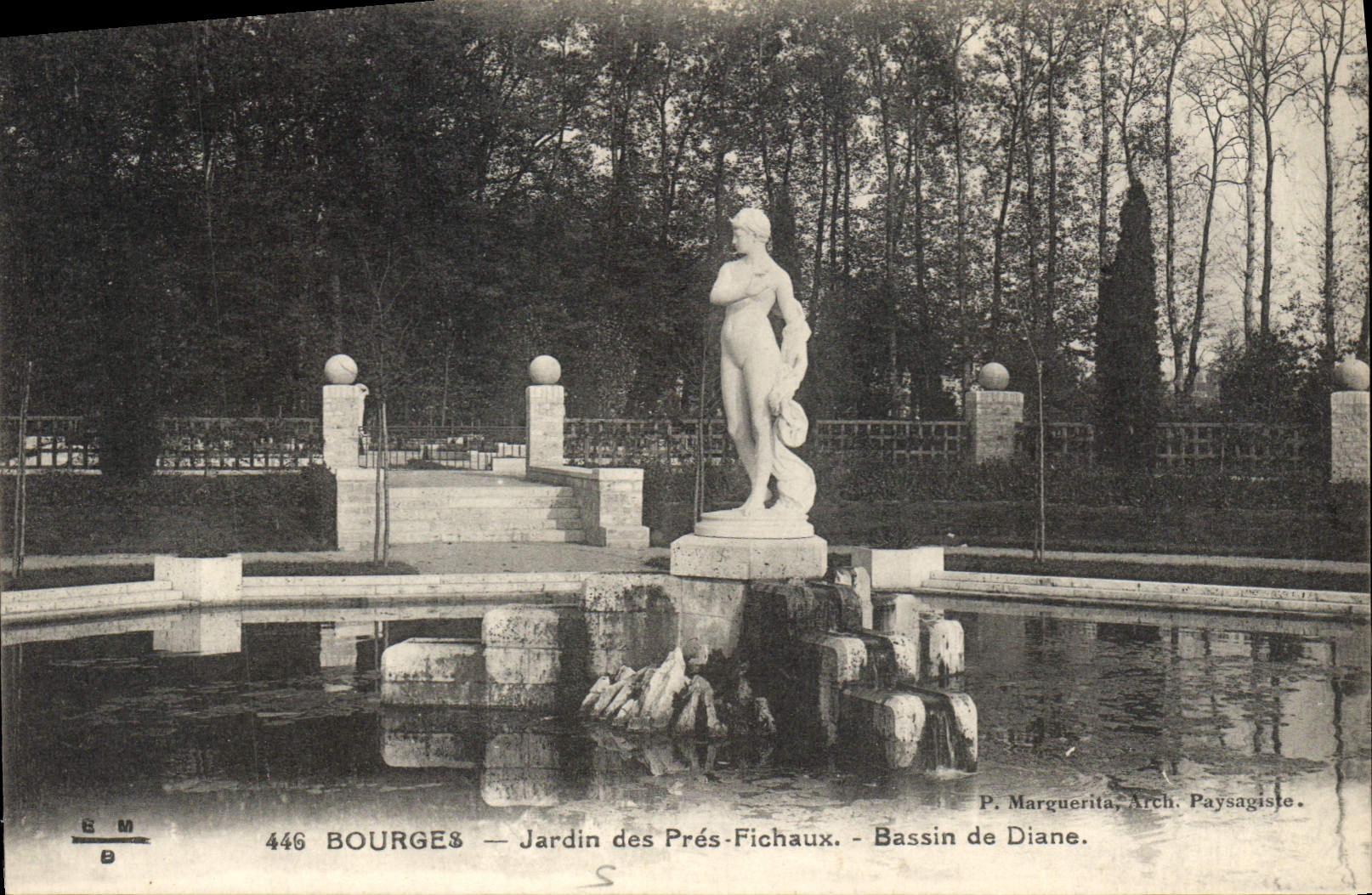 Bourges — Jardin des Prés-Fichaux — Bassin de Diane