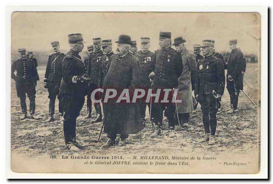 la grande guerre de 1914 MILLERaND Ministre de la guerre et le general JOFFRe visitent le front Est Animation CPA