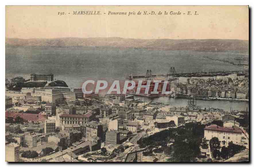 CPA Marseille Panorama pris de N D de la Garde 