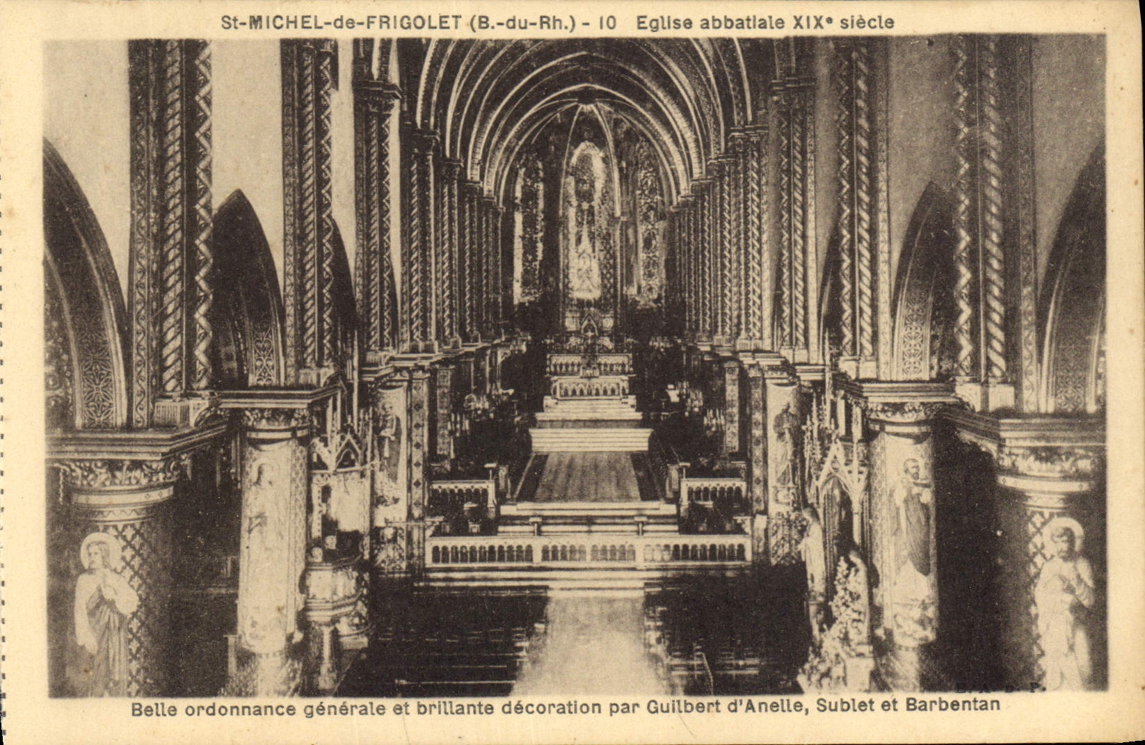 CPA St Michel de Frigolet B du Rh Eglise abbatiale XIX siecle Belle ordonnance generale et brillante