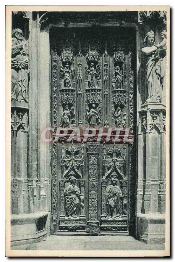 CPA Aix en Provence Porte de la Cathedrale detail des Sculptures 
