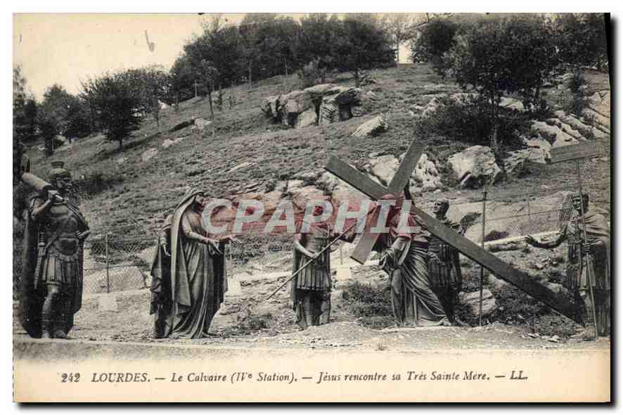 CPA Lourdes le Calvaire IV station Jesus rencontre sa Tres Sainte Mere 