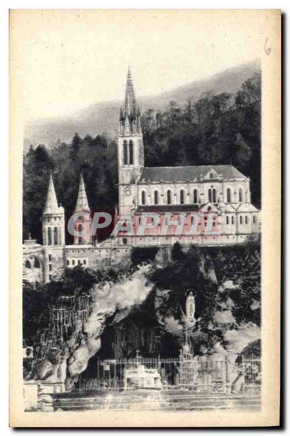 CPA Lourdes La Grotte et la Basilique 