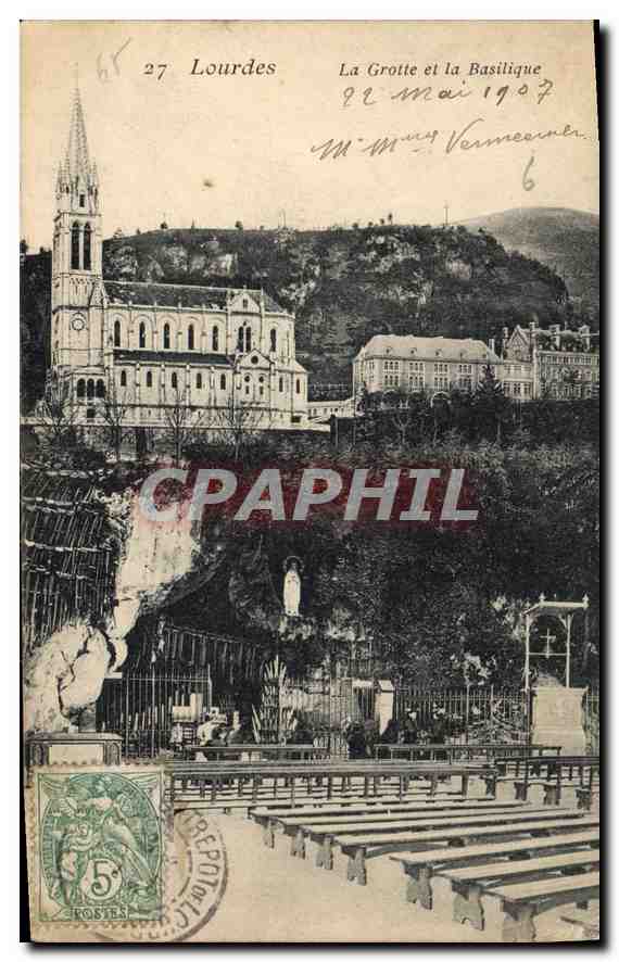CPA Lourdes la Grotte et la Basilique 