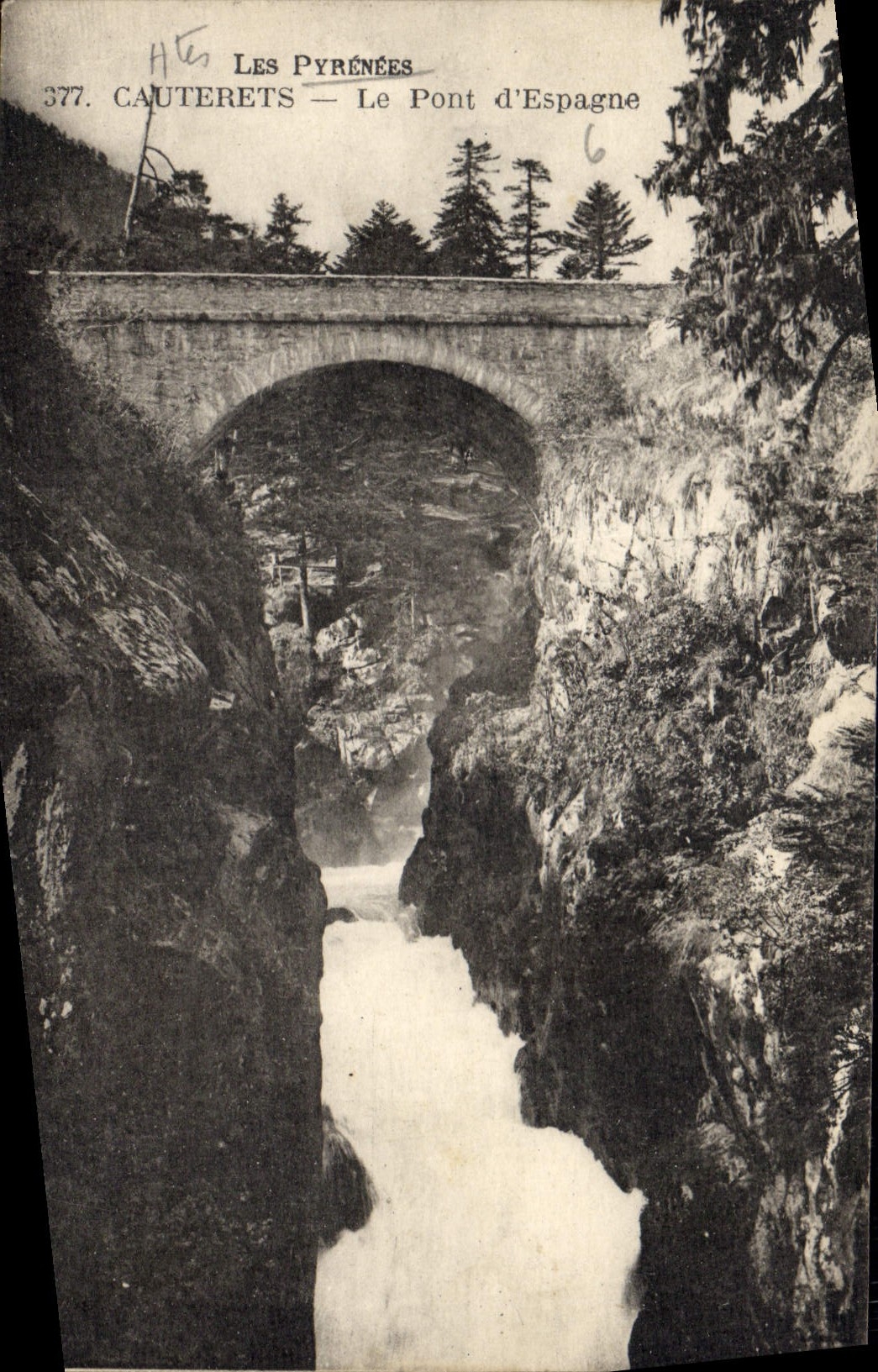 CPA Les Pyrenees Cauterets le Pont d'Espagne 