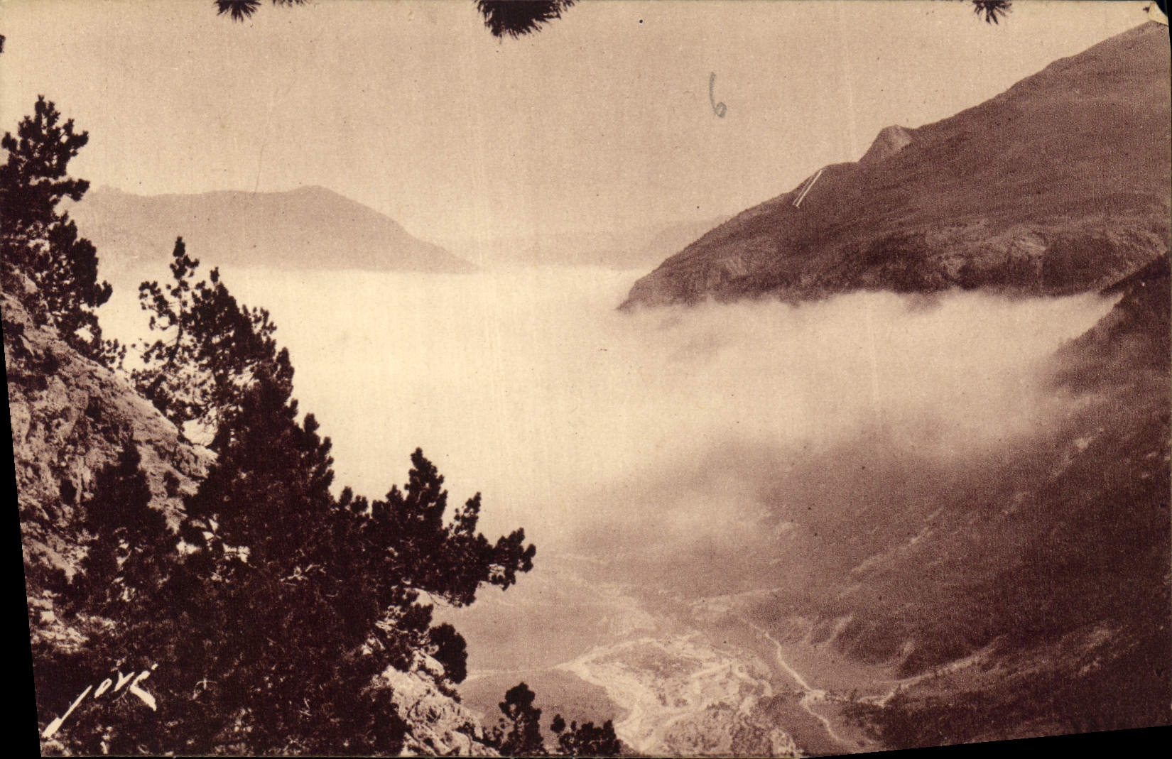 CPA Gavarnie H P la Mer de Nuages s'etend jusqu'au pied du Cirque 