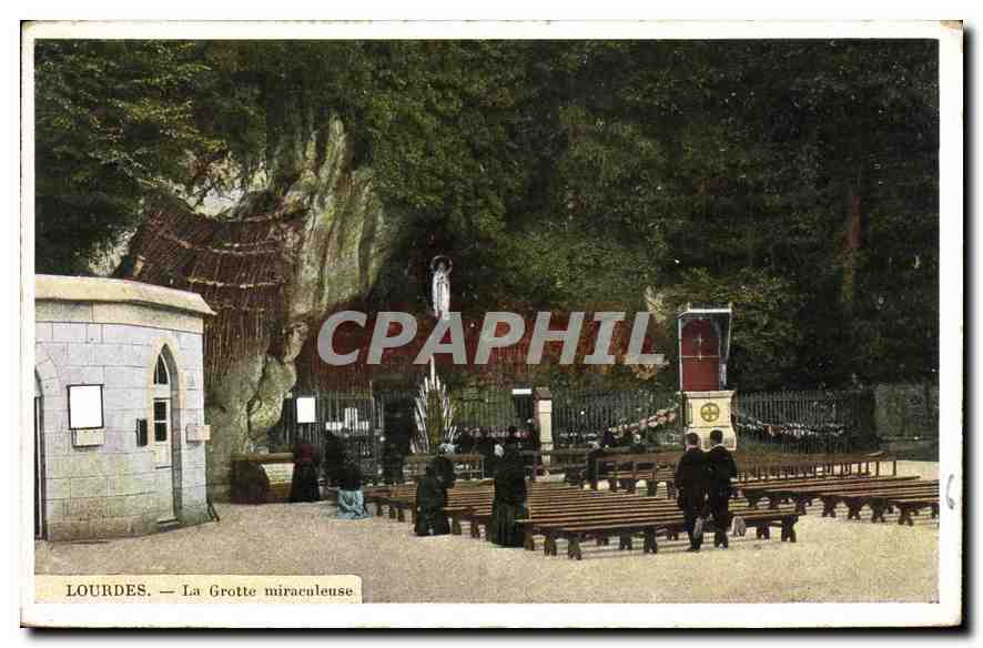 CPA Lourdes la Grotte miraculeurse 