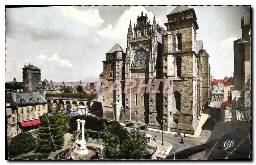 CPA Rodez la Place d'Armes la Cathedrale et l'Eveche