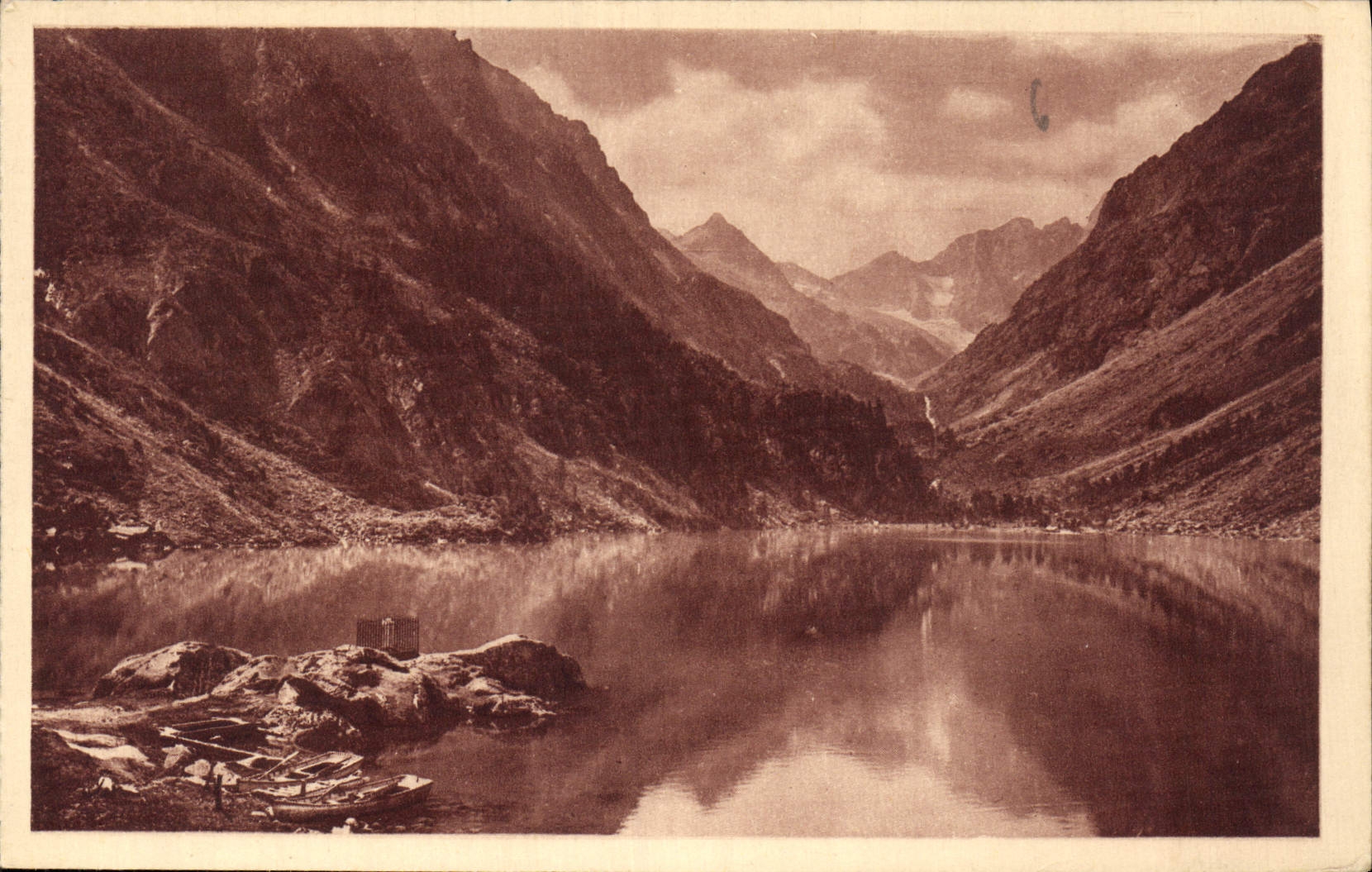 Lac de Gaube et Lac Vignemale — Env. de Cauterets — Éditeur Levy & Neuhard, Paris