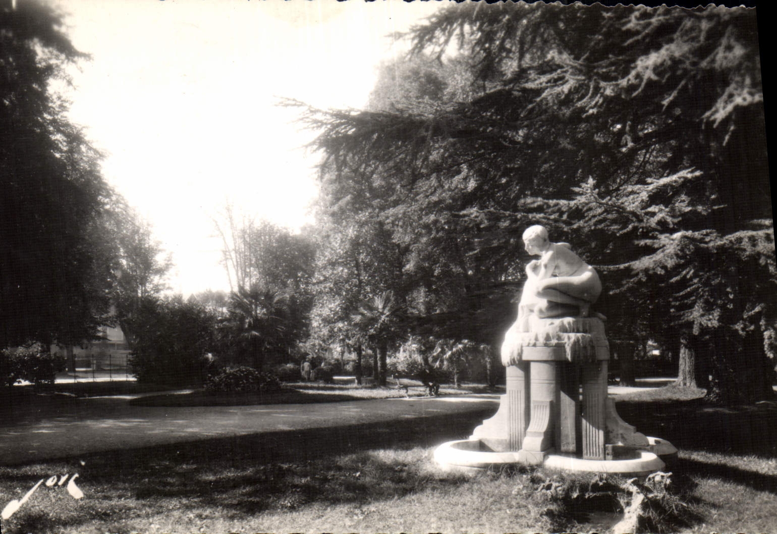 Bagnères-de-Bigorre - Plaza de los Vignaux — « La Canaïde » — Ed. J. Joly, n° 65