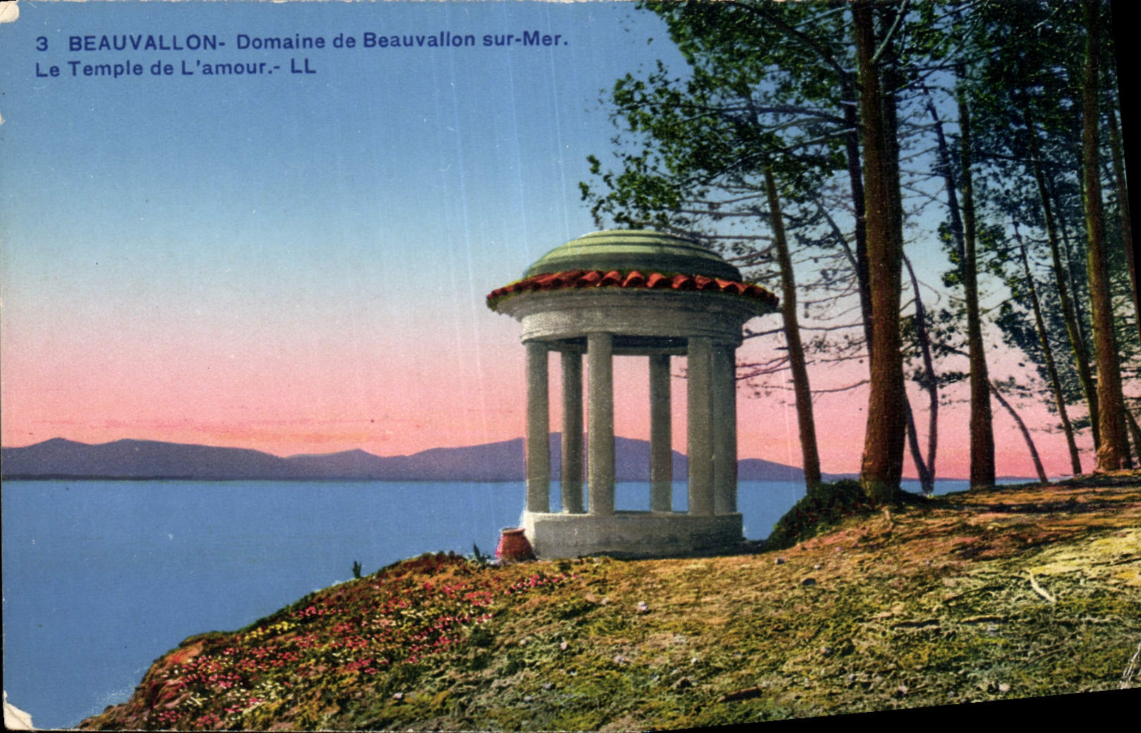 Beauvallon - Domaine de Beauvallon sur-Mer. Le Temple de L'amour - LL