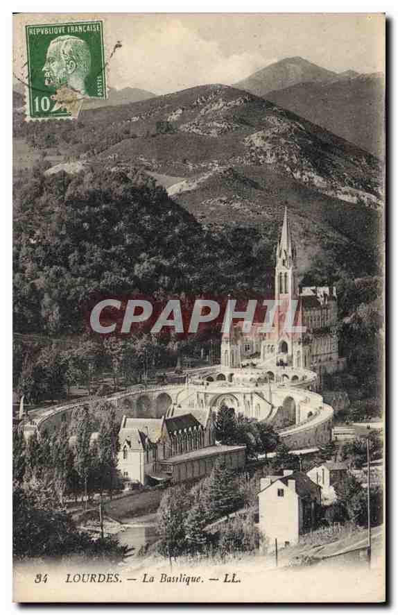 CPA Lourdes La Basilique 