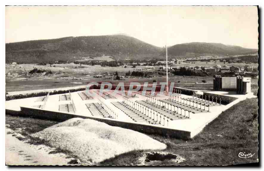 Vassieux-en-Vercors — Le Cimetière de Vassieux — Combier Imp. Macon (S.-d-L.)