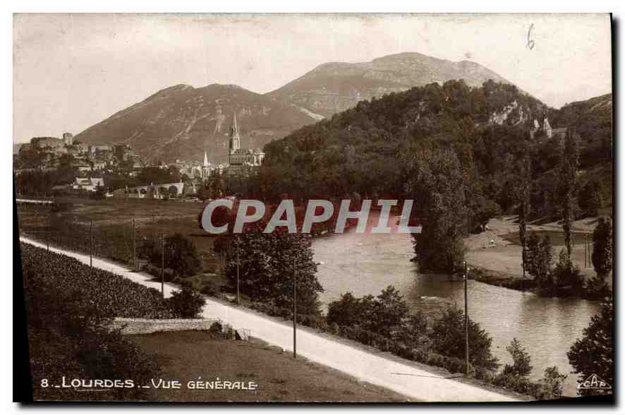 CPA Lourdes vue generale 