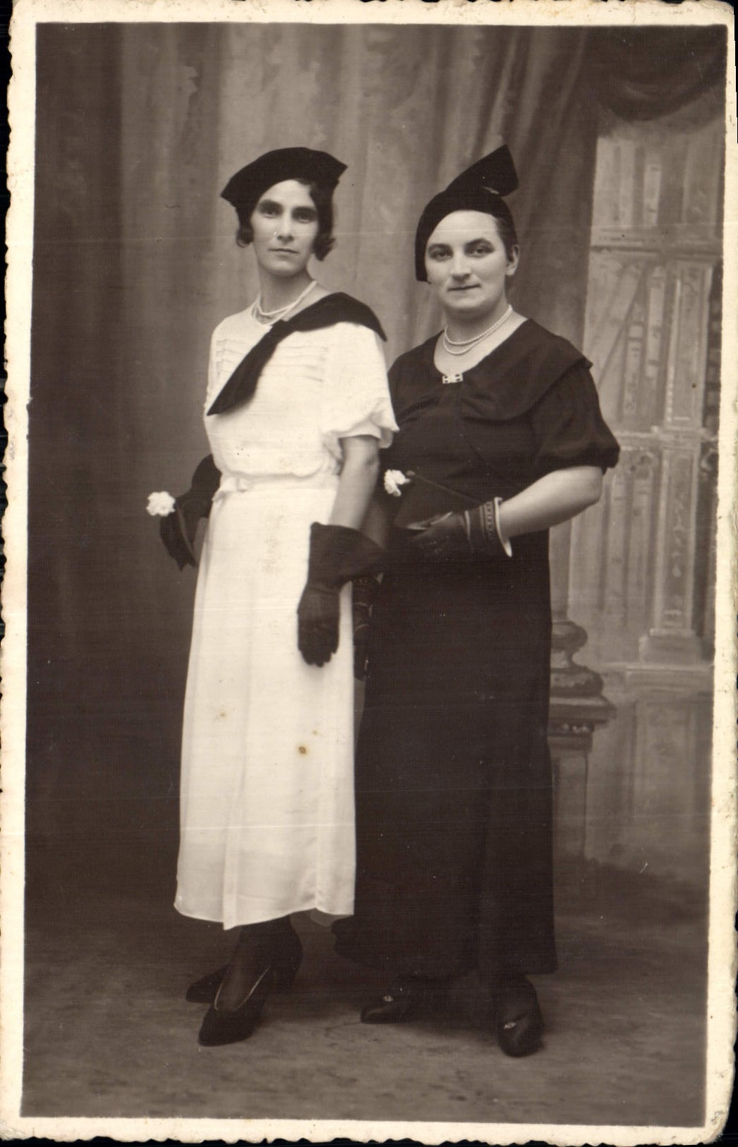 CARTE PHOTO Femmes