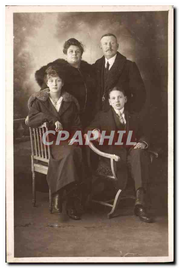 CARTE PHOTO Personnages
