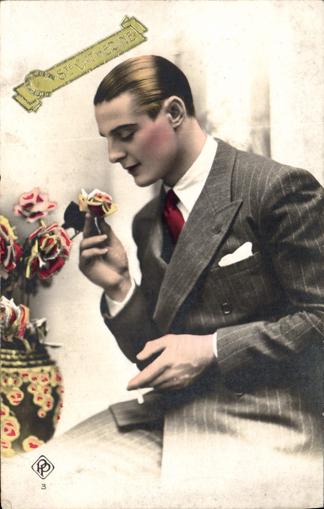 Homme en costume — tenant une rose — éditeur Sté Catherine, n°3 - Recto
