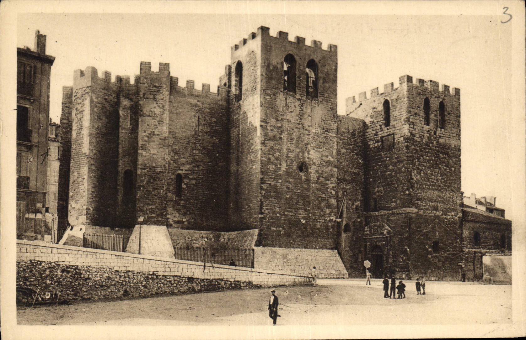 CPA La Douce France Marseille Bouches du Rhone Abbaye de Saint Victor 