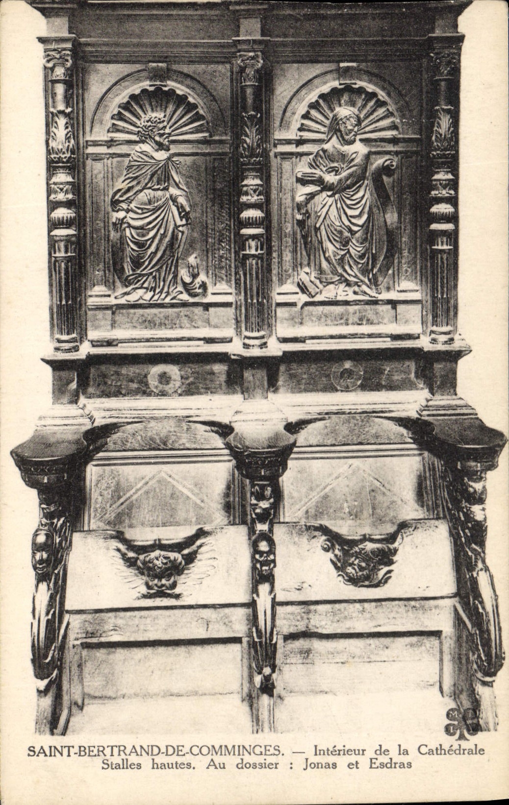 CPA Saint Bertrand de Comminges interieur de la Cathedrale Stalles hautes au dossier Jonas et Esdras