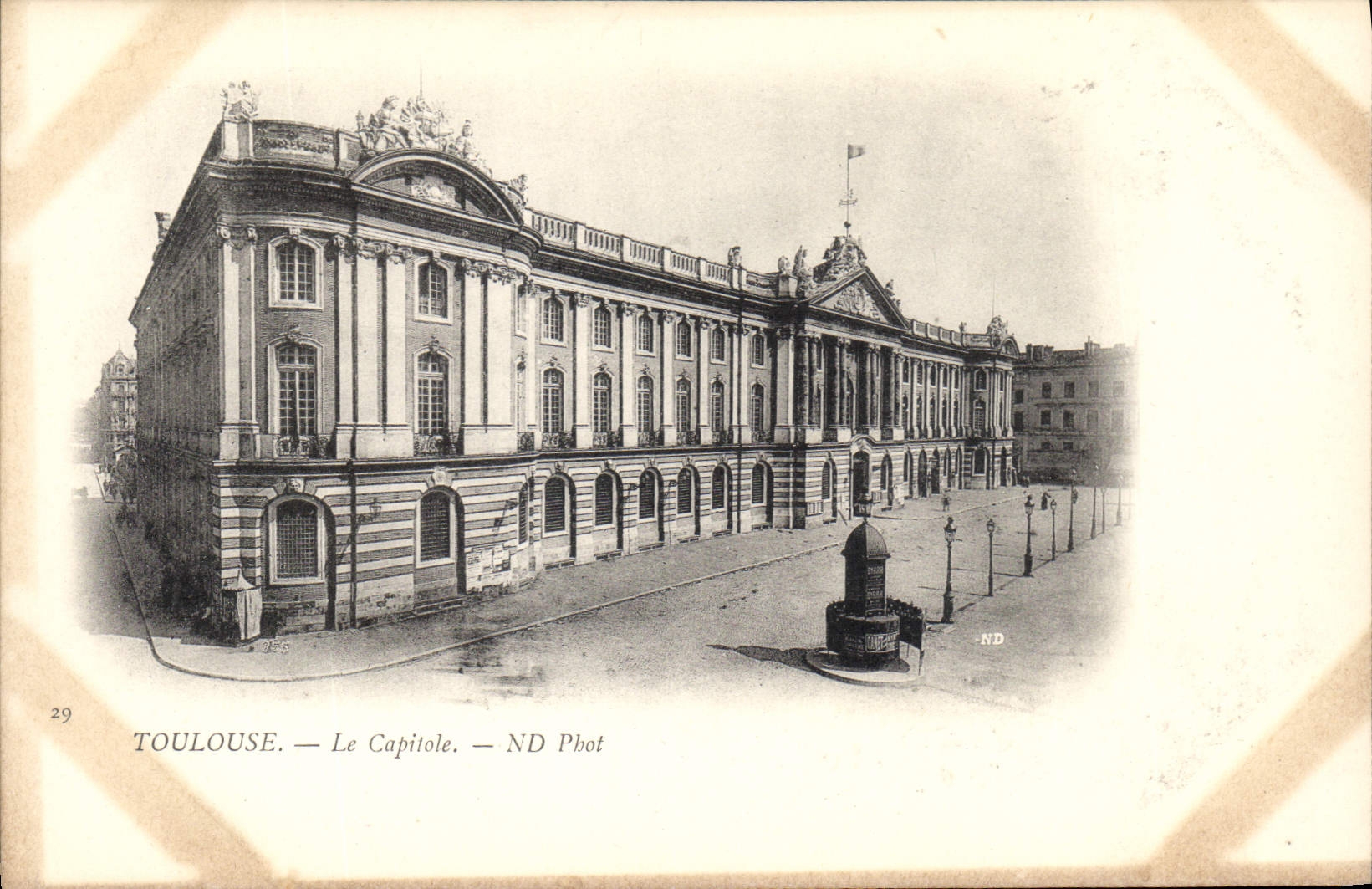 Toulouse — Le Capitole — ND Phot