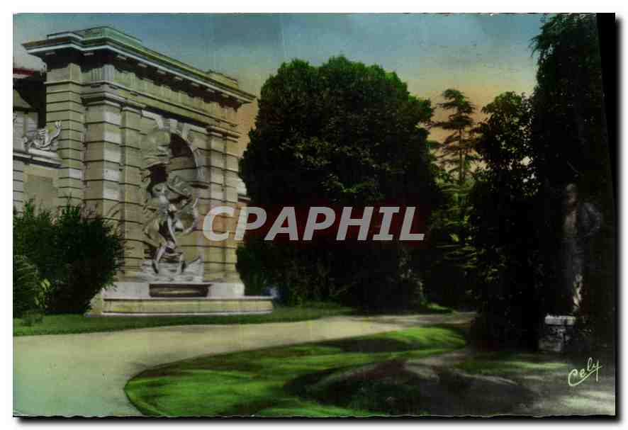 CPA Toulouse Jardin des Plantes Monument la Garonne et l'Ariege 