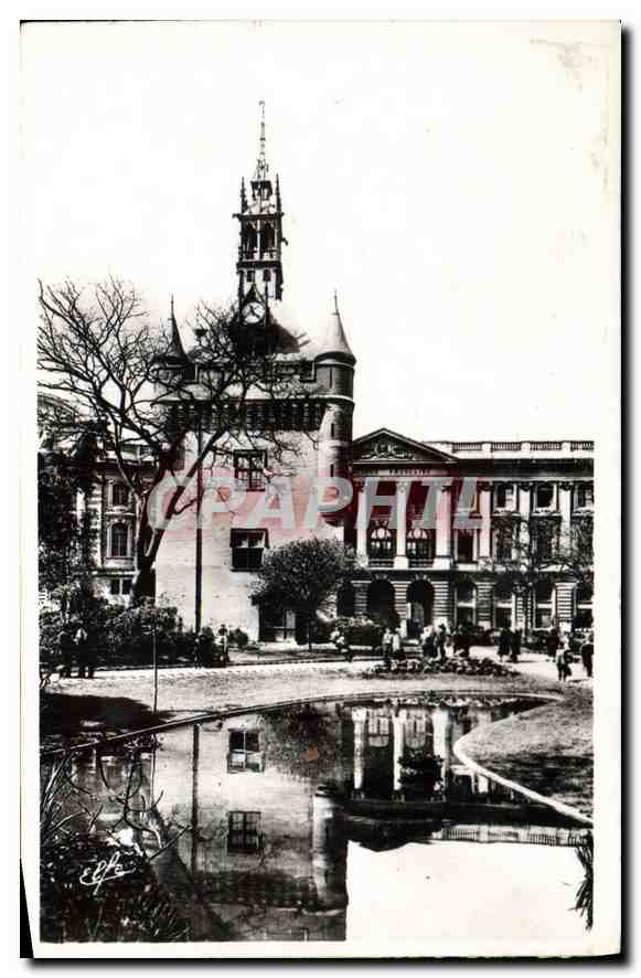 CPA Pyrenees Ocean Toulouse Square et Donjon du Capitole 