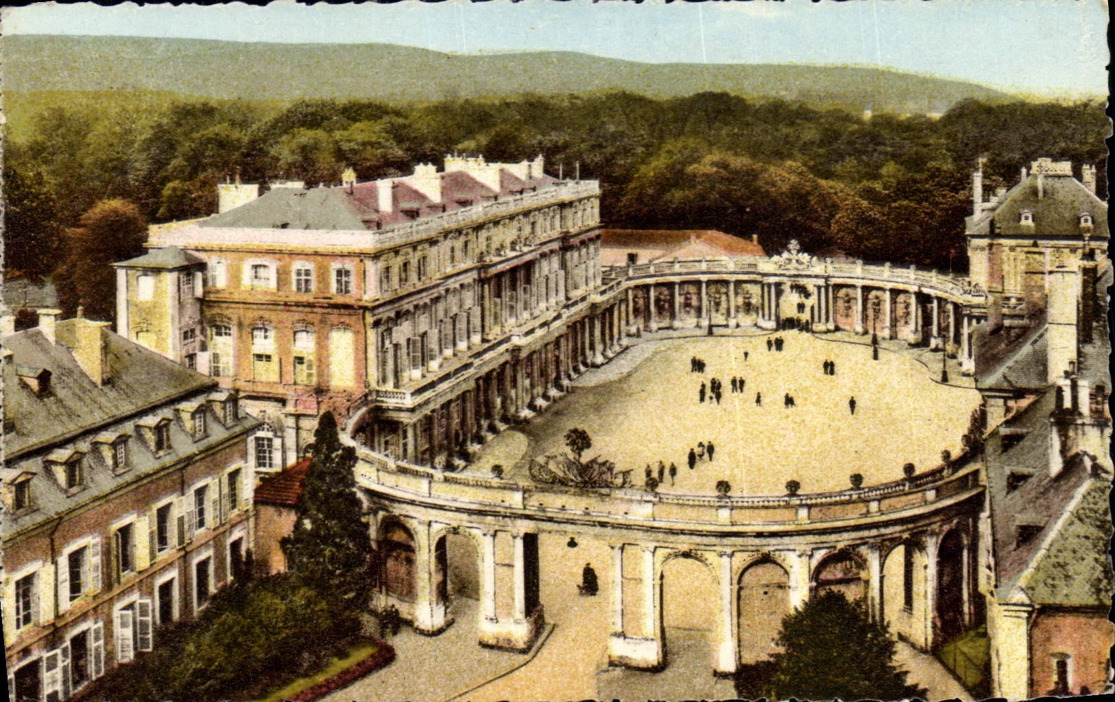 Nancy — Hémicycle de la Carrière — Palais du Gouvernement