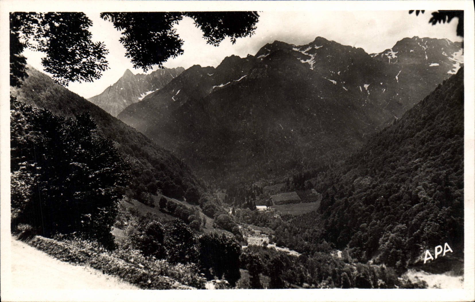 Luchon-Superbagnères — La Route de l’Hospice de France — éditeur APA
