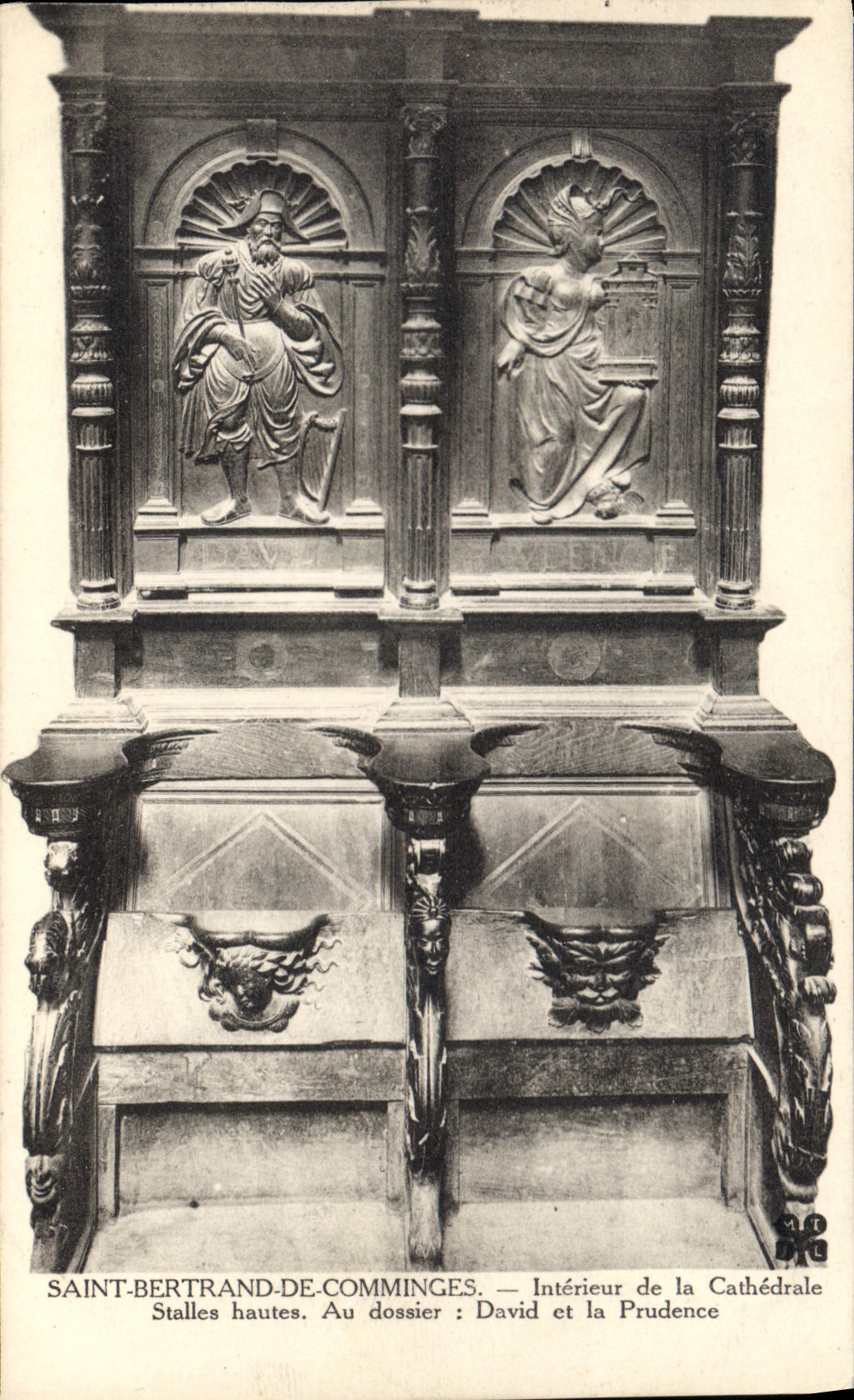 CPA Saint Bertrand de Comminges Interieur de la Cathedrale Stalles Hautes au dossier David et la Pru