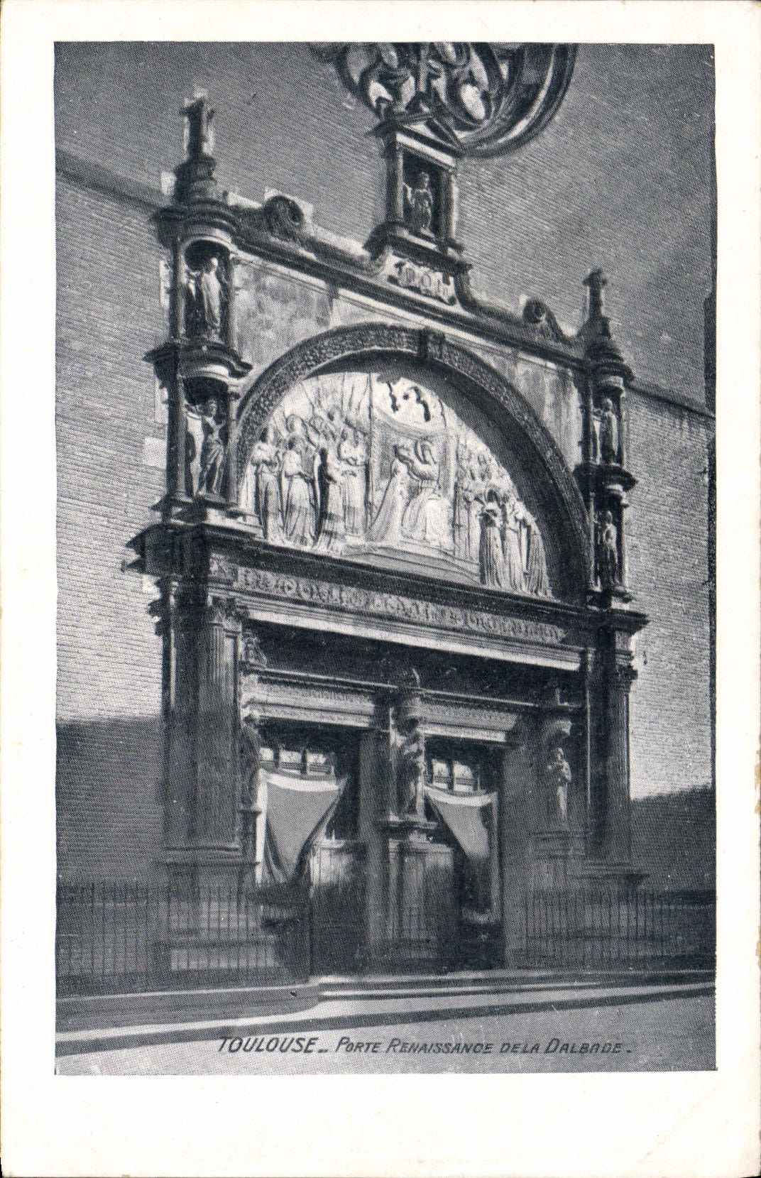 Toulouse — Renaissance-Tor der Dalbade — Sonderausgabe des Schokoladens Poulain