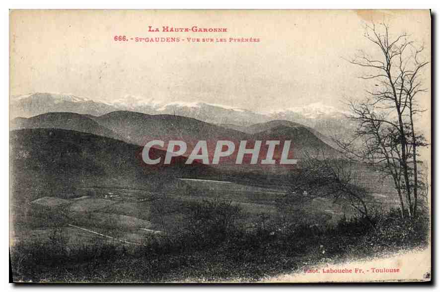 St-Gaudens - Vue sur les Pyrénées — Éditeur Lahouche Fr., Toulouse, n° 666