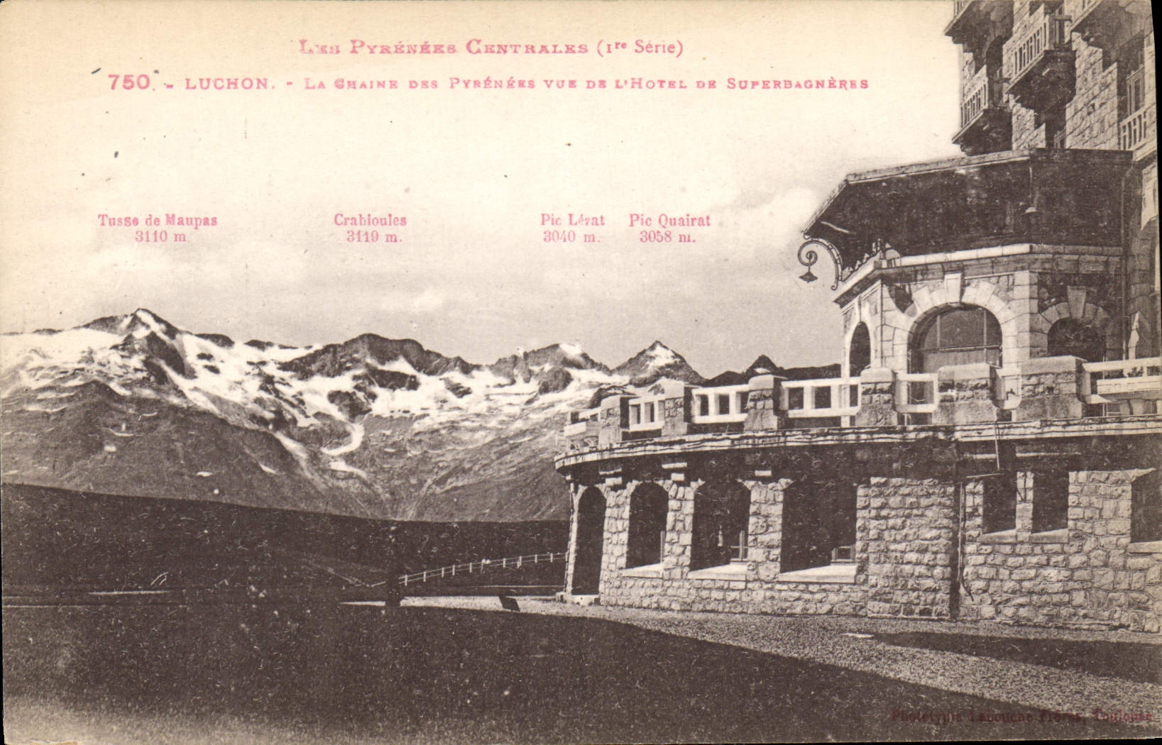 CPA Luchon La Grande des Pyrenees Vue de L'Hotel de Superbagneres 