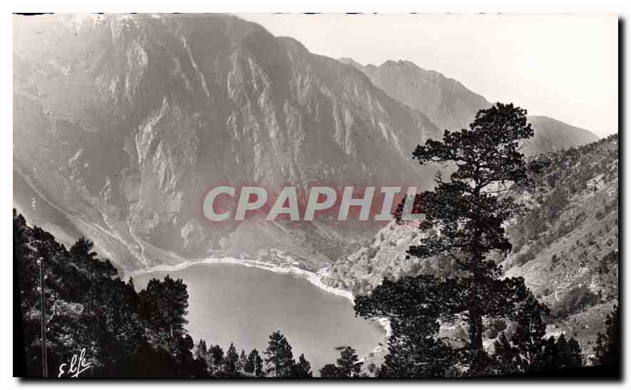 CPA Luchon Haute Garonne Le Lac d'Oo vu du chemin d'Espingo 