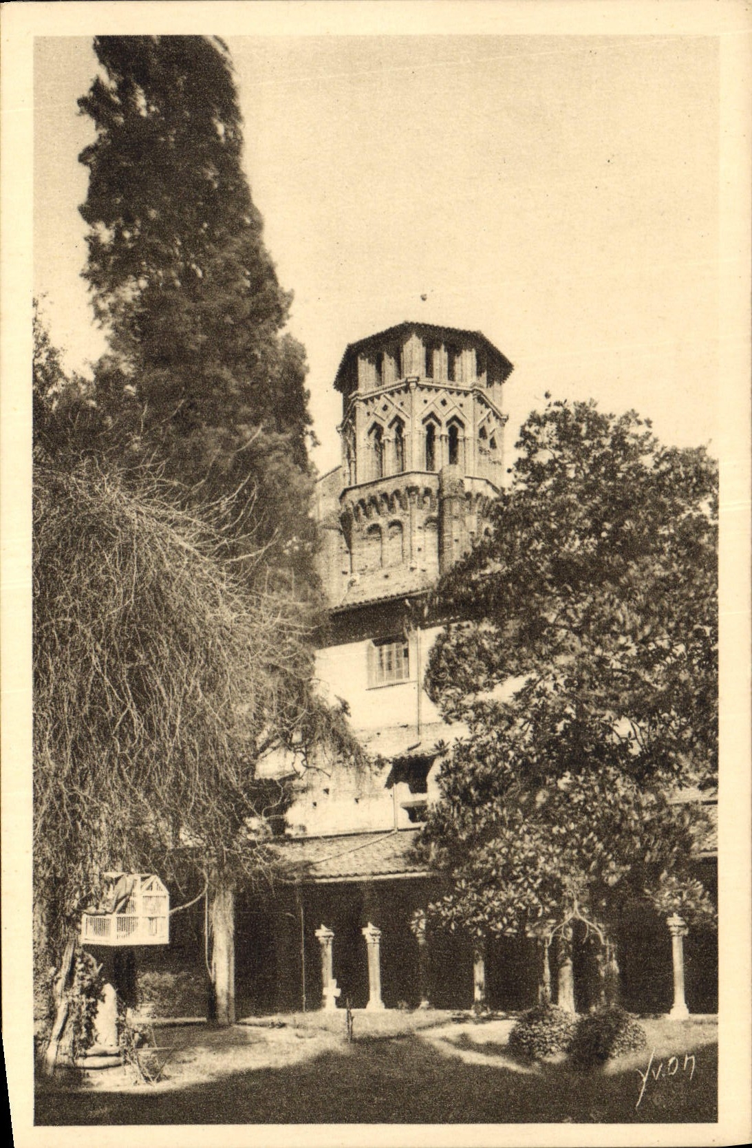 Toulouse (Haute-Garonne) — Le Musée — Façade sur le Jardin — Éditions d'Art Yvon