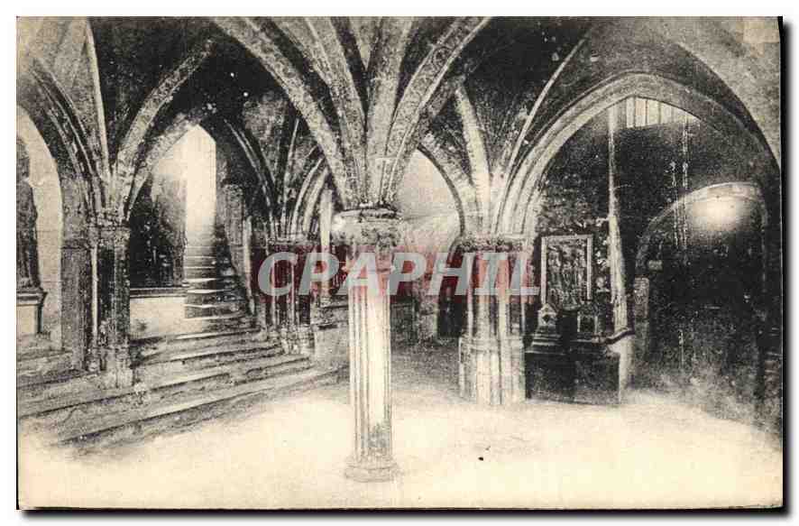CPA La Crypte de la Basilique Saint Sernin 
