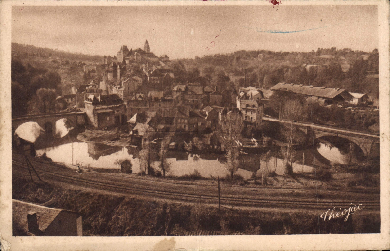 CPA Uzerche Correze La Boucle de la Vezere 