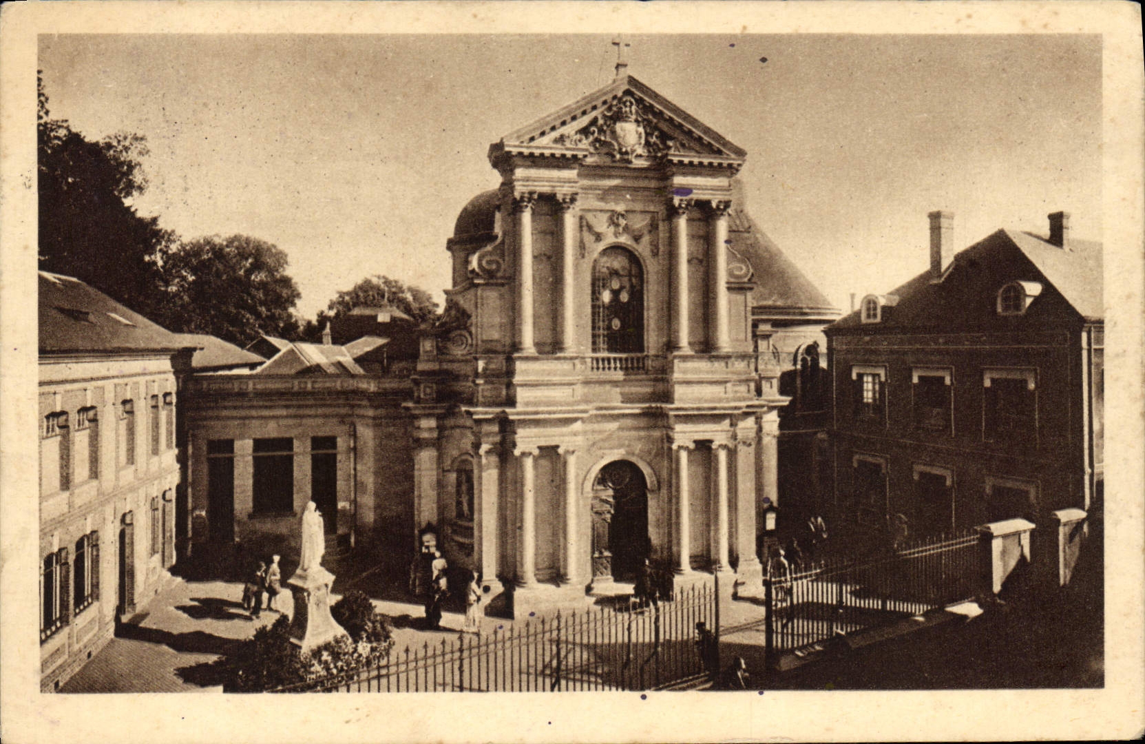 La Chapelle des Carmélites de Lisieux — éditeur Dépoué, n° 80 bis