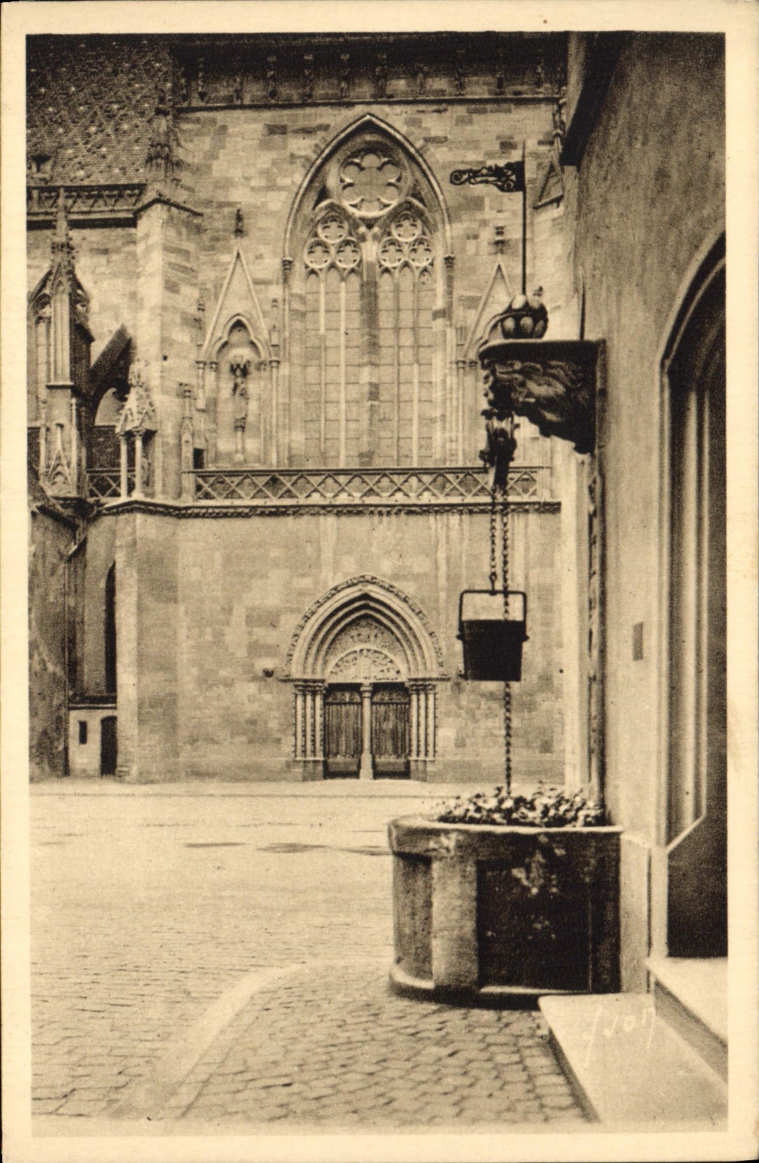 Colmar (Haut-Rhin) — Vieux Puits et Portail de l'Église St Martin dite la Cathédrale — Éditions d'Art 'Vyon', Paris