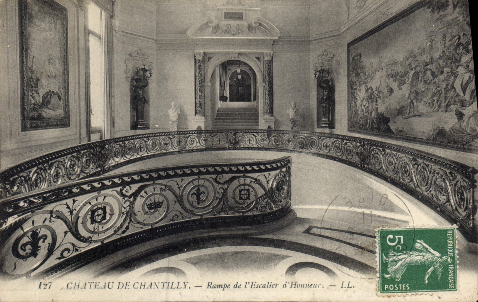 Château de Chantilly — Rampe de l'Escalier d'Honneur — I.L.