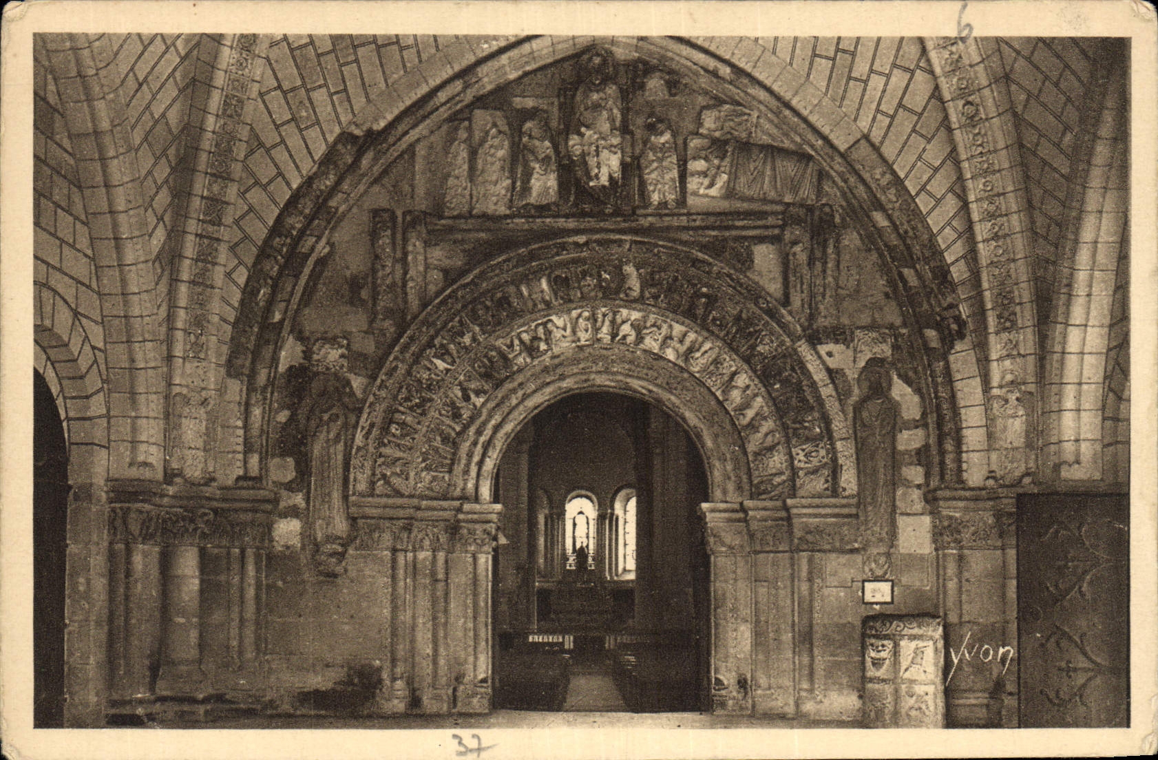 CPA Chateau de Loches POrte de la Collegiale 
