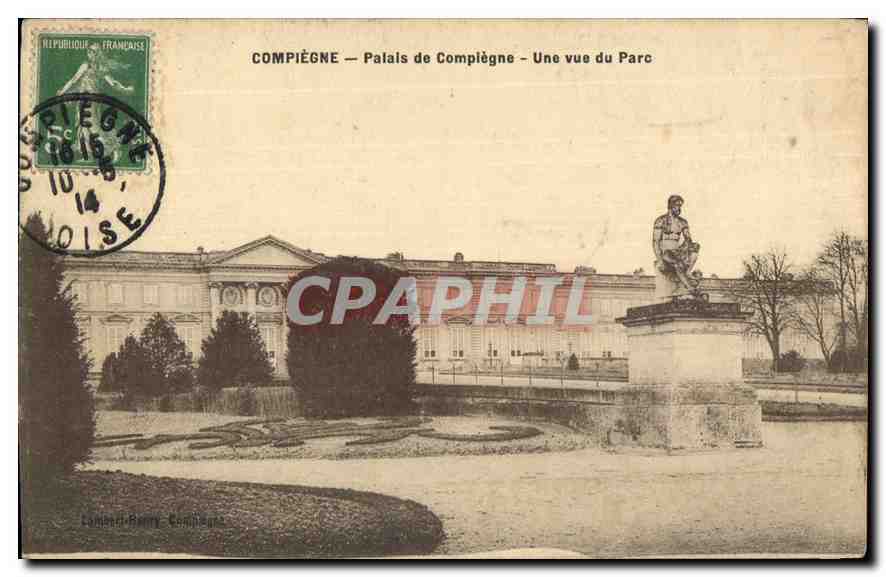 CPA Compiegne Palais de Compiegne Une vue du Parc 