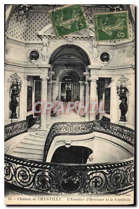 CPA Chateau de Chantilly L'Escalier d'Honneur et le Vestibule 